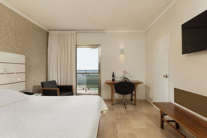 Room 7 of 22