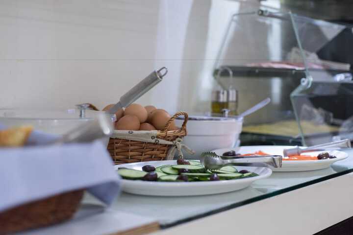 Breakfast/Coffee Service 46 of 74