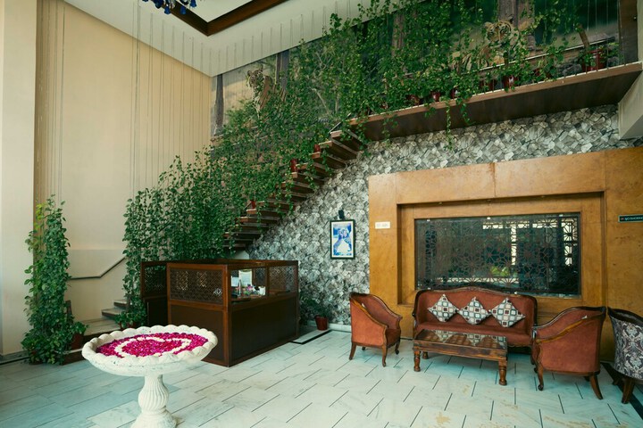 Hotel Interior 4 of 101