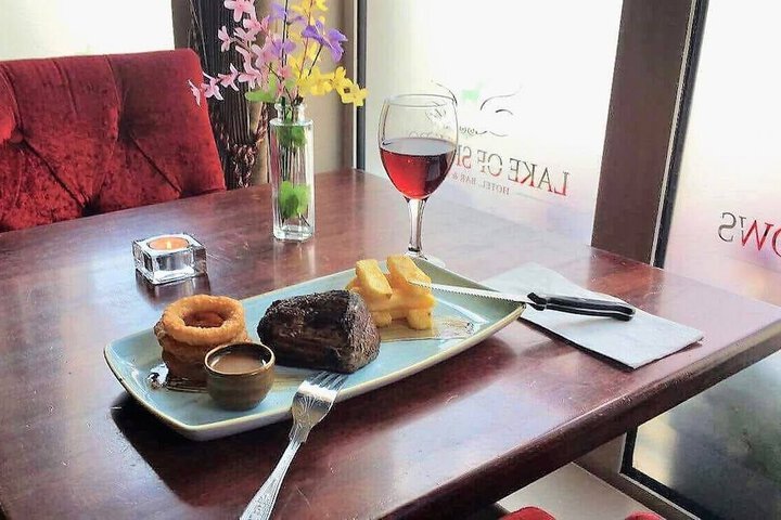 Dining Photos