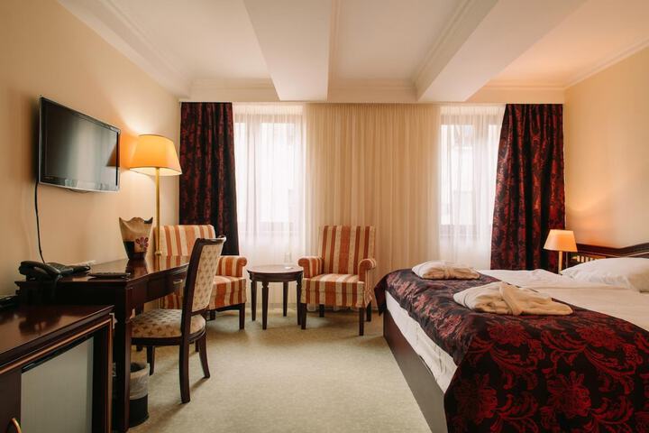 Room 21 of 60