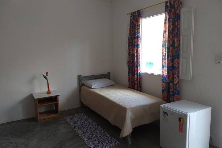 Room 8 of 37