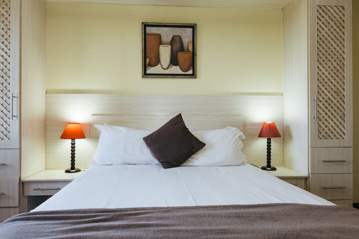 Room 32 of 131
