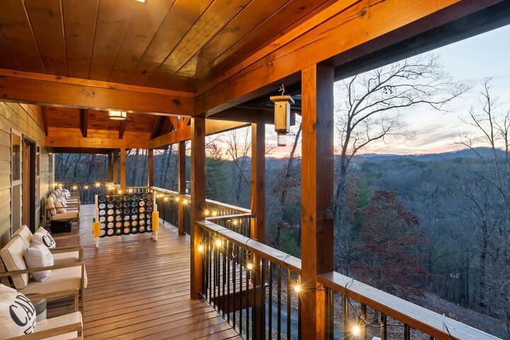 Gorgeous Blue Ridge Views Spacious Retreat With spa