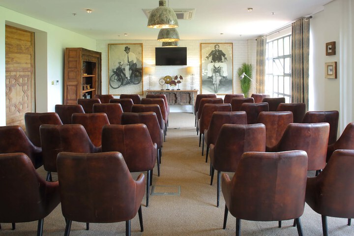 Meeting 125 of 160