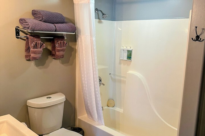 Room 34 of 50
