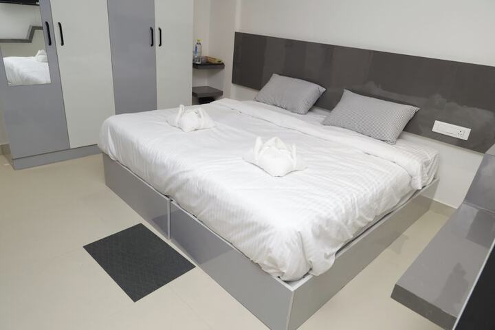 Room 25 of 51