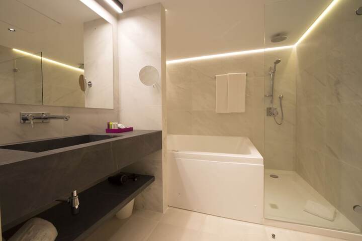 Room 35 of 55