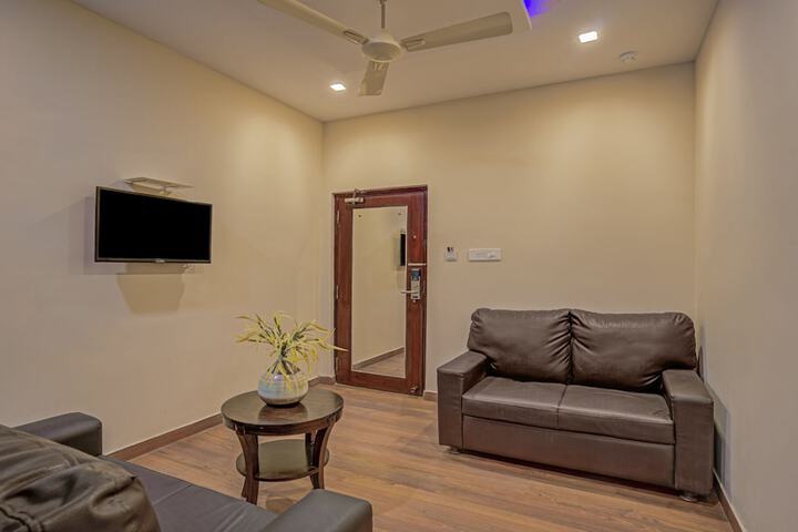 Room 12 of 51