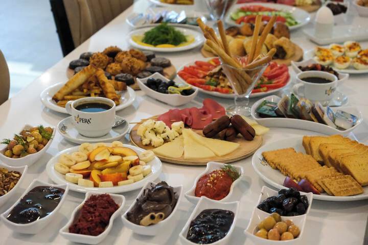 Breakfast/Coffee Service 57 of 85