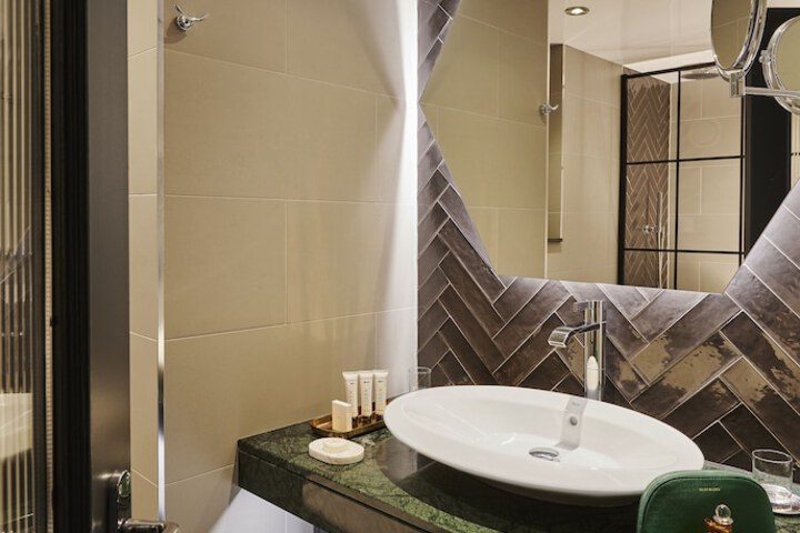 Bath Interior