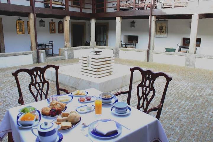 Breakfast/Coffee Service 23 of 53