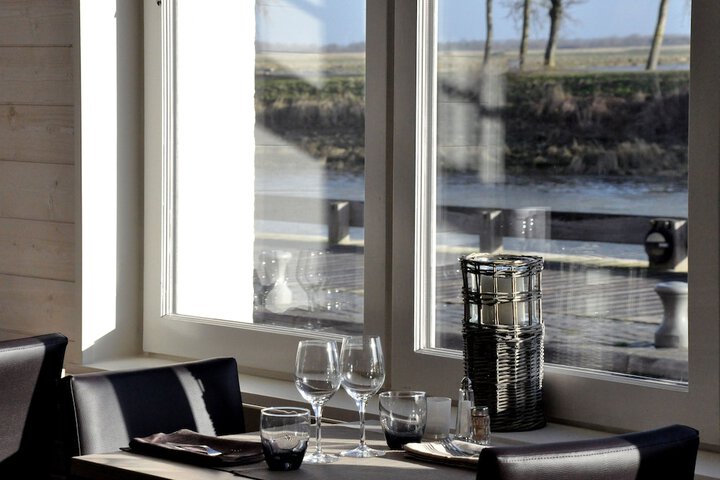 Dining Photos