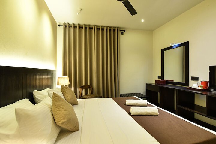 Room 30 of 171
