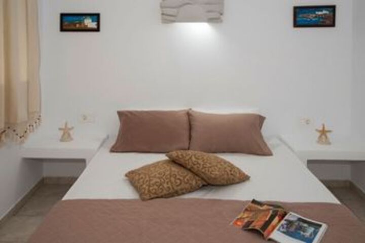 Room 43 of 58