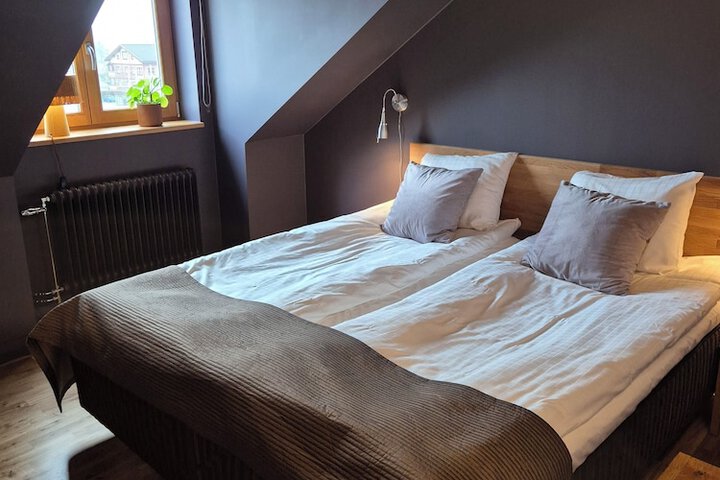 Room 27 of 57
