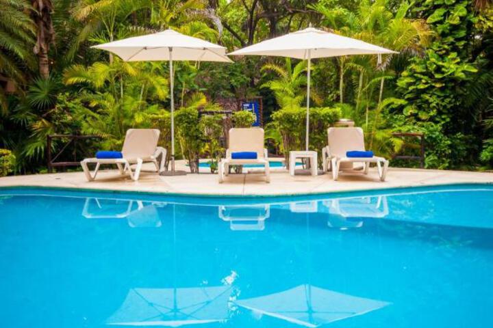 Pools & Facilities