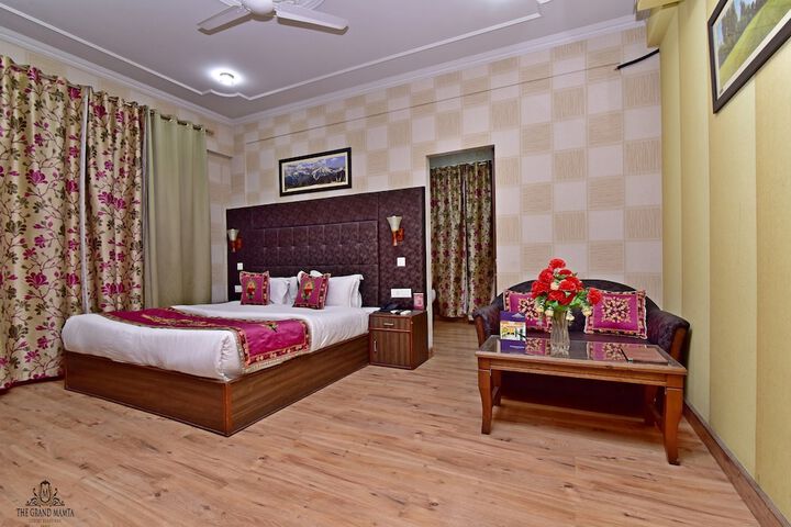 Room 13 of 29