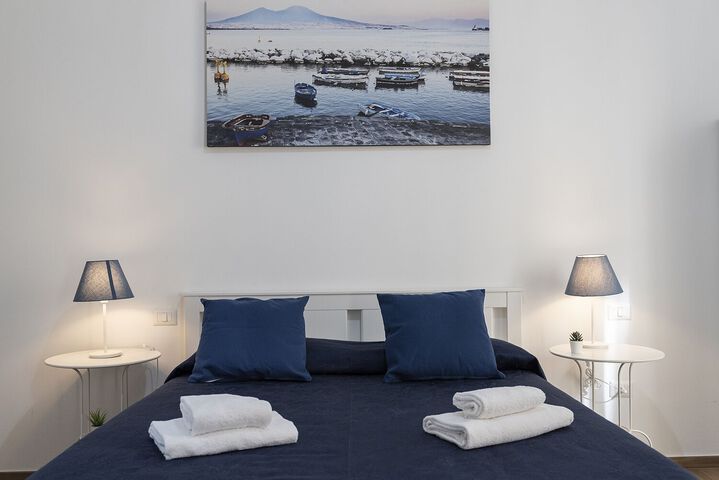 Room 16 of 28