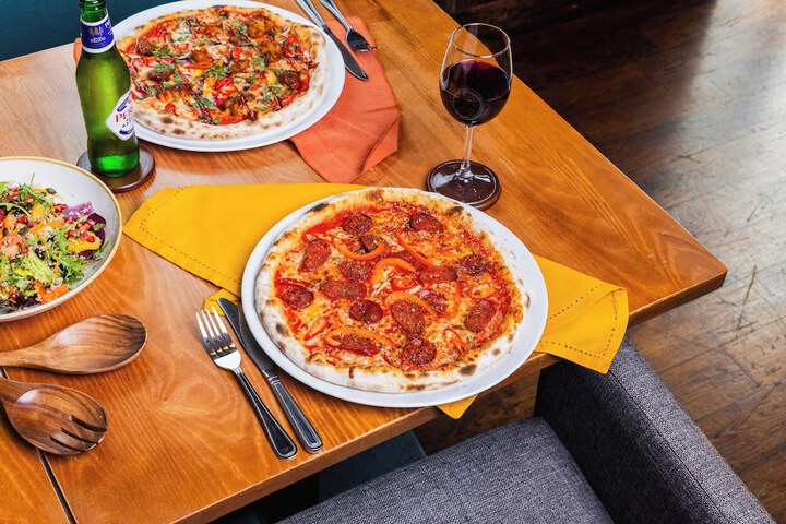 Dining 84 of 147