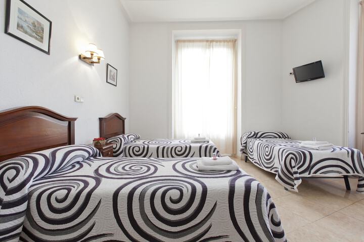 Room 20 of 38