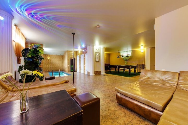Hotel Interior 21 of 25