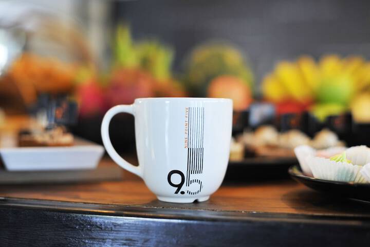 Breakfast/Coffee Service 56 of 77