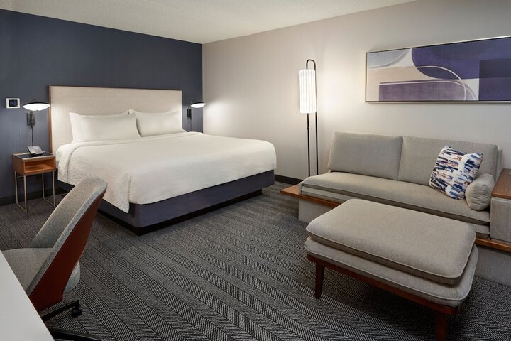 Room 5 of 31