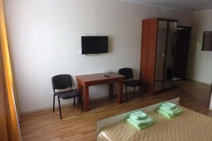 Room 3 of 13