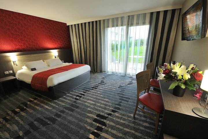 Room 5 of 49