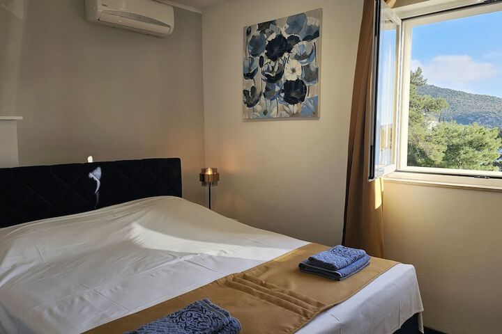 Room 45 of 140