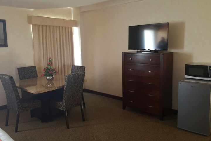 Room 16 of 29