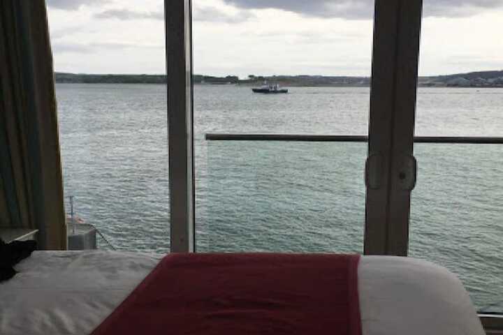 Room 8 of 33