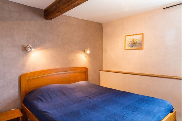 Room 8 of 21