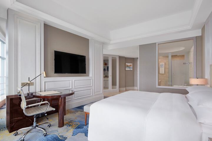 Room 22 of 79