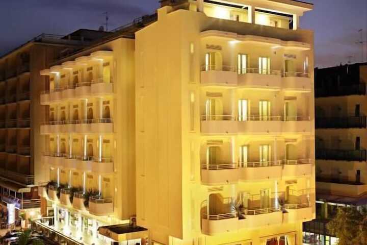 Mediterraneo Hotel &  Suites in Cattolica