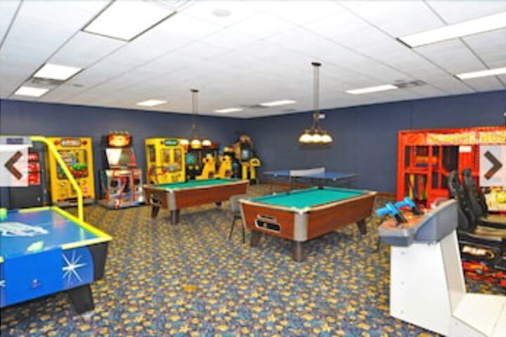 Room 7 of 24