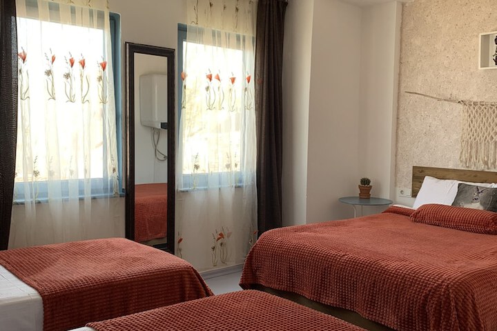 Room 19 of 49