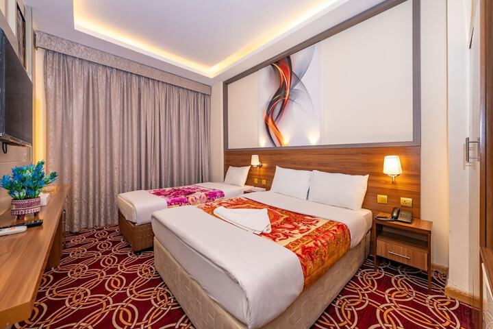 Room 18 of 26