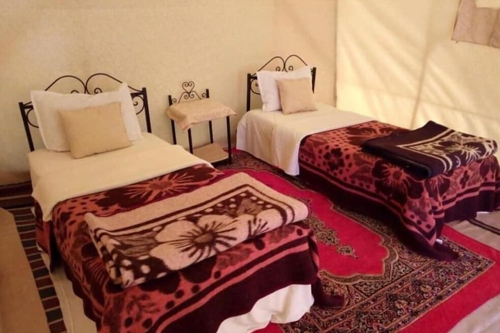 Room 6 of 39