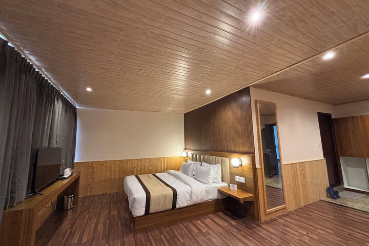 Room 41 of 67