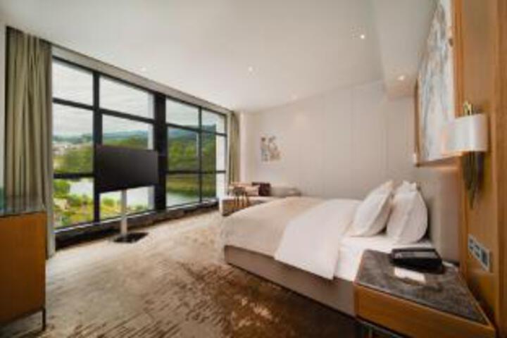 Room 22 of 23