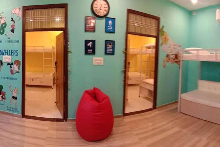 Room 5 of 25