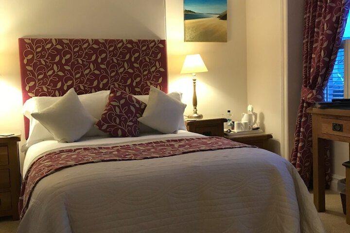 Room 4 of 41