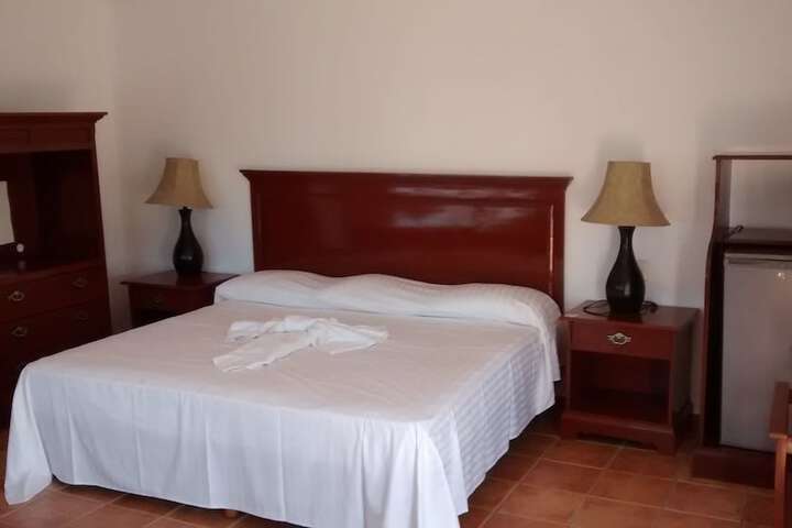 Room 14 of 44