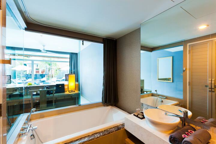 Clean Restrooms