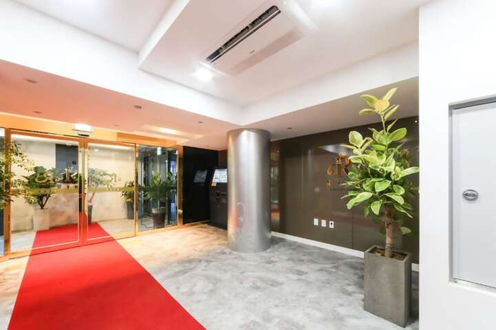 Hotel 2 of 60