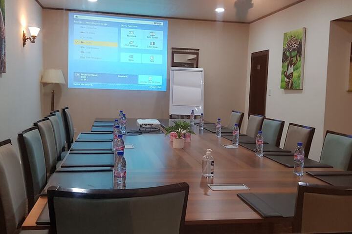 Business Center 124 of 128