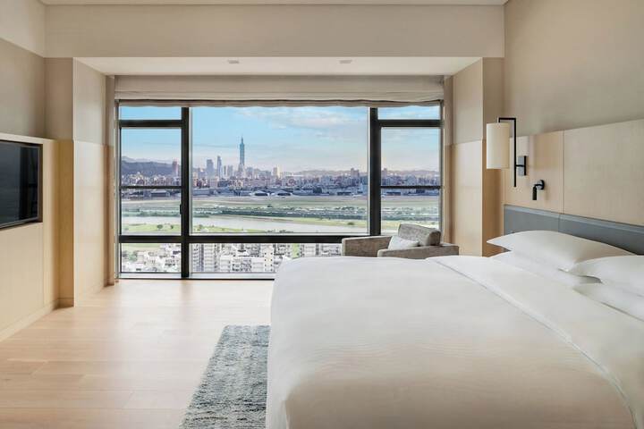 Room 29 of 106