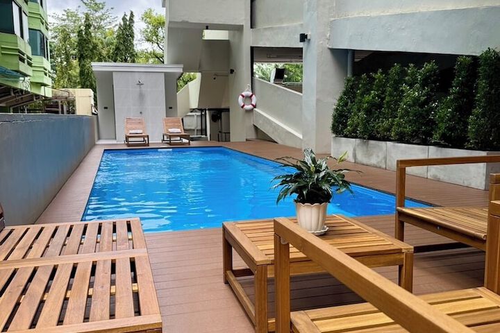 Hotel with Pool